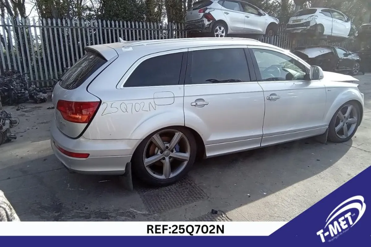 2008 AUDI Q7 BREAKING FOR PARTS - Image 3