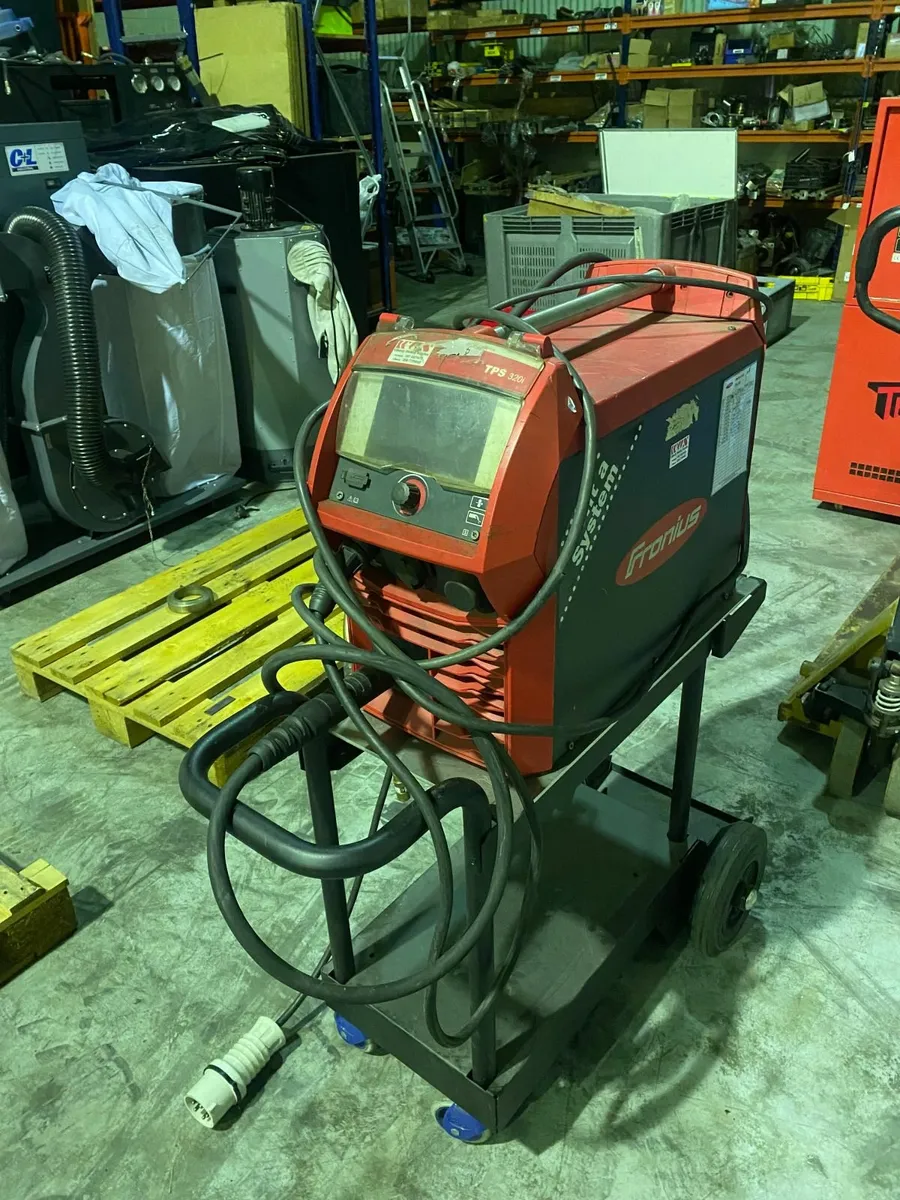 Fronius welder TPS 320i - Image 1
