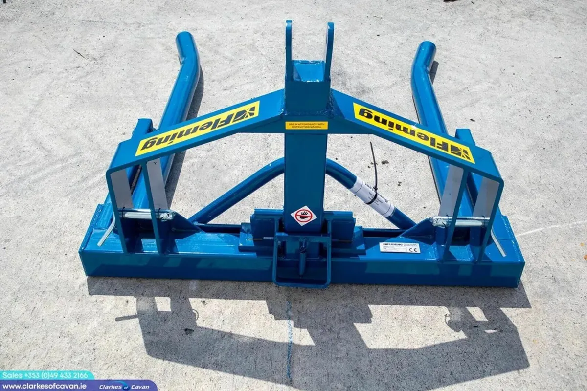 New  Fleming Single Bale Lifter - Image 3