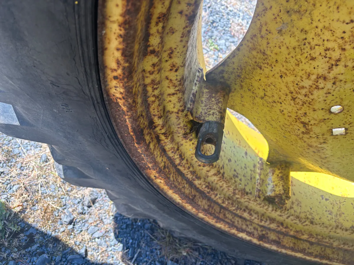 John Deere dual wheels 2650/2850 - Image 4