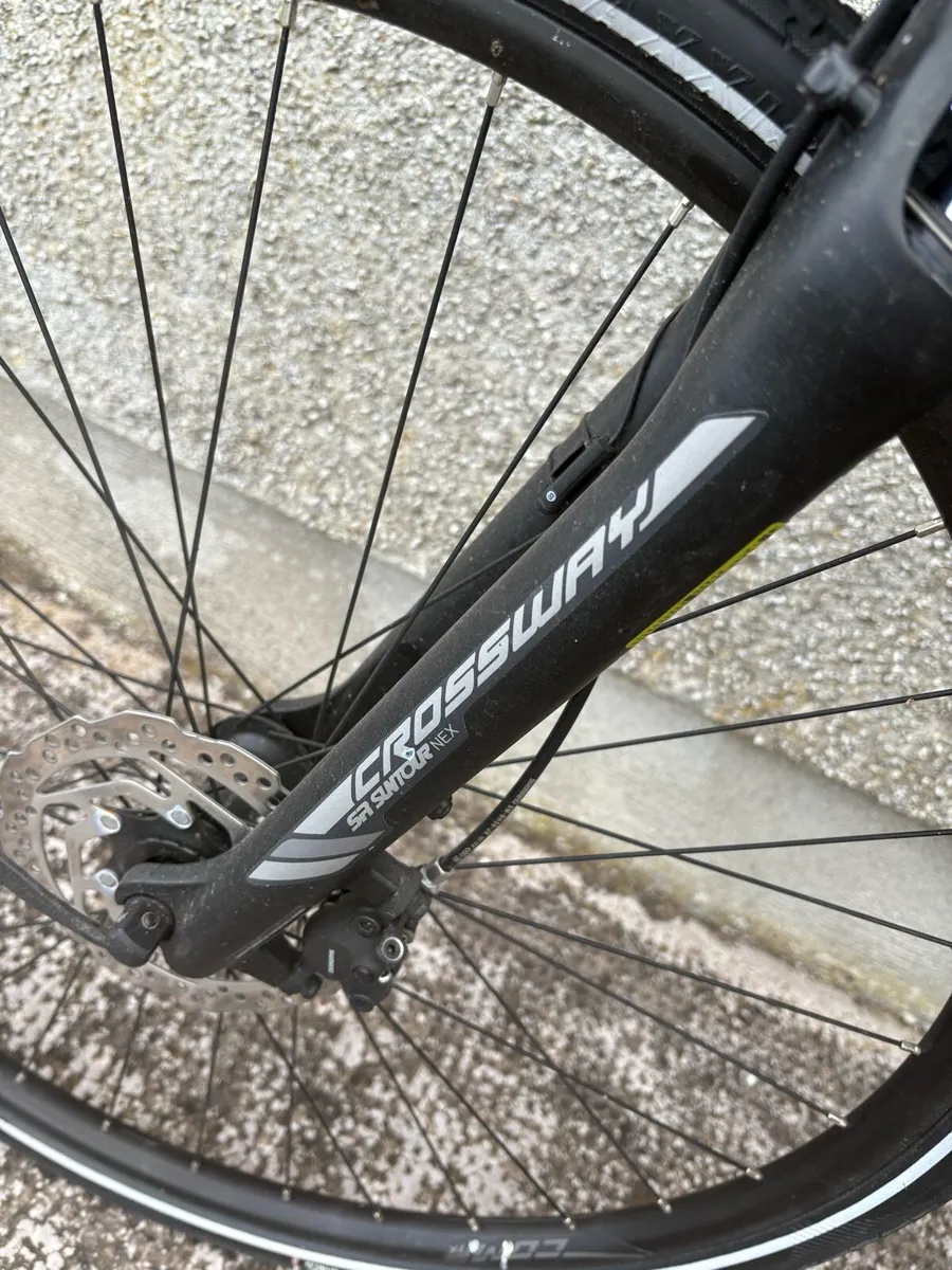 Merida Crossway 100 - Image 2