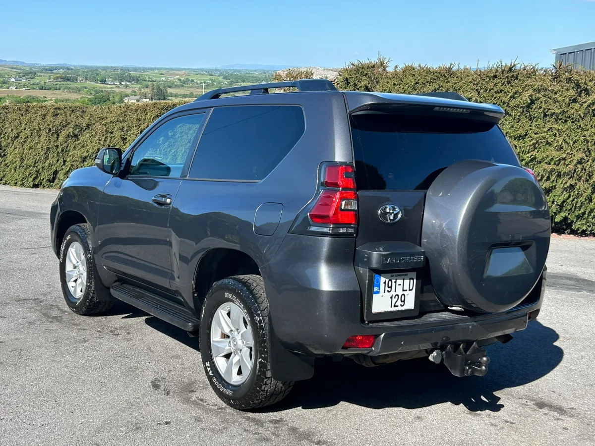 2019 Toyota Land cruiser SWB Manual - Image 3