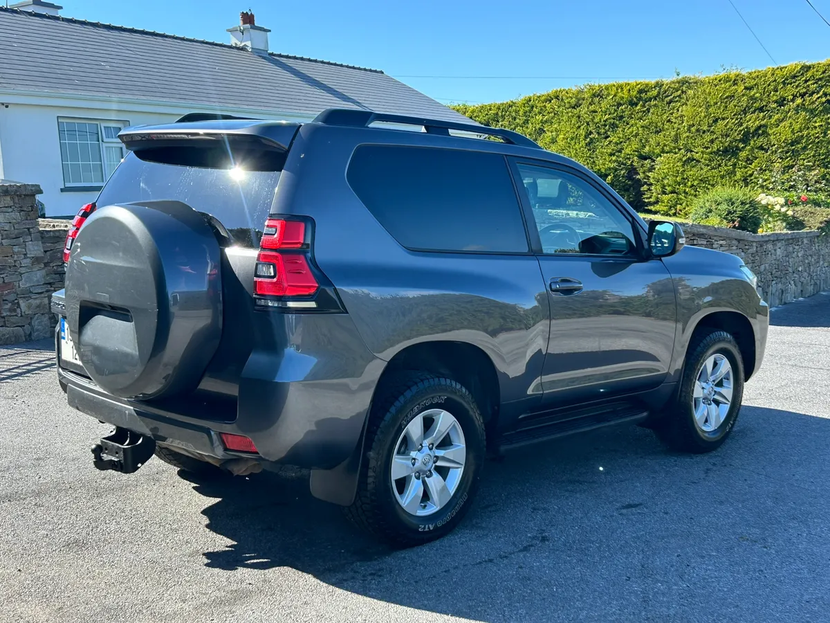 2019 Toyota Land cruiser SWB Manual - Image 4