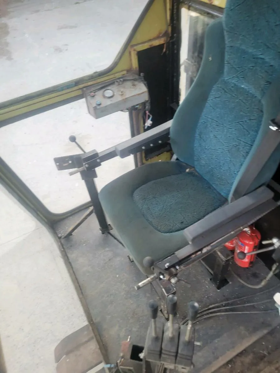 turf hopper - Image 4