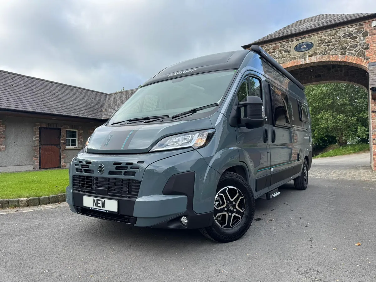 Swift Carrera 144 - Automatic - Image 2