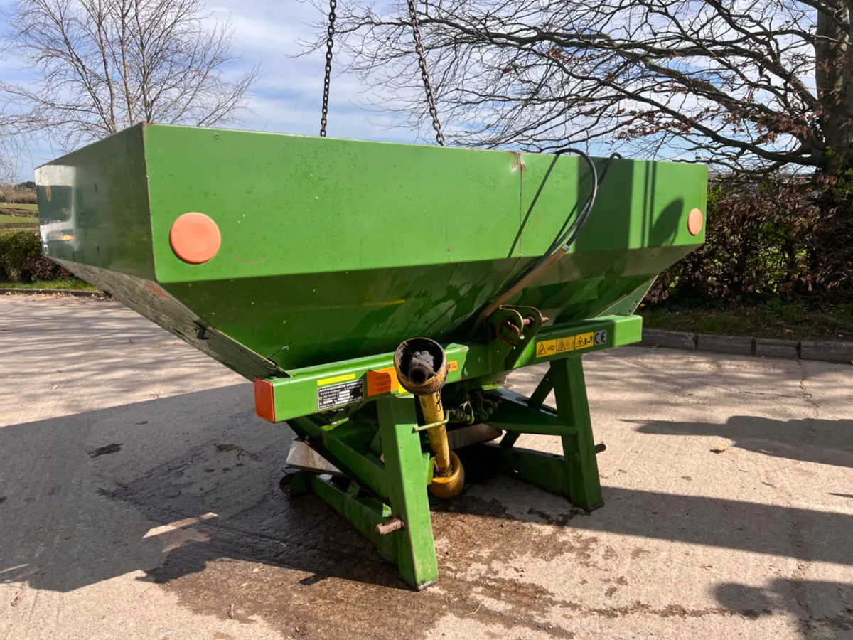 Amazone ZA-X 1402 Fertiliser Sower - Image 3