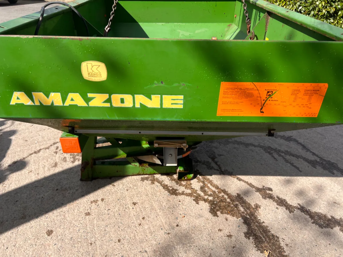 Amazone ZA-X 1402 Fertiliser Sower - Image 4