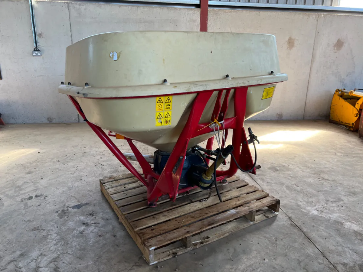 Vicon PS04 Fertiliser Sower - Image 2