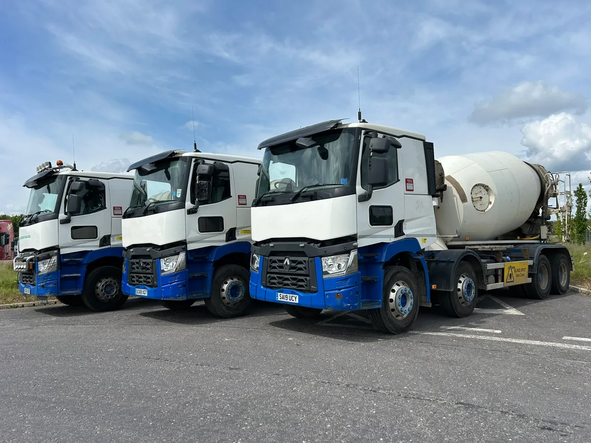2019 Renault Mixers - Image 3