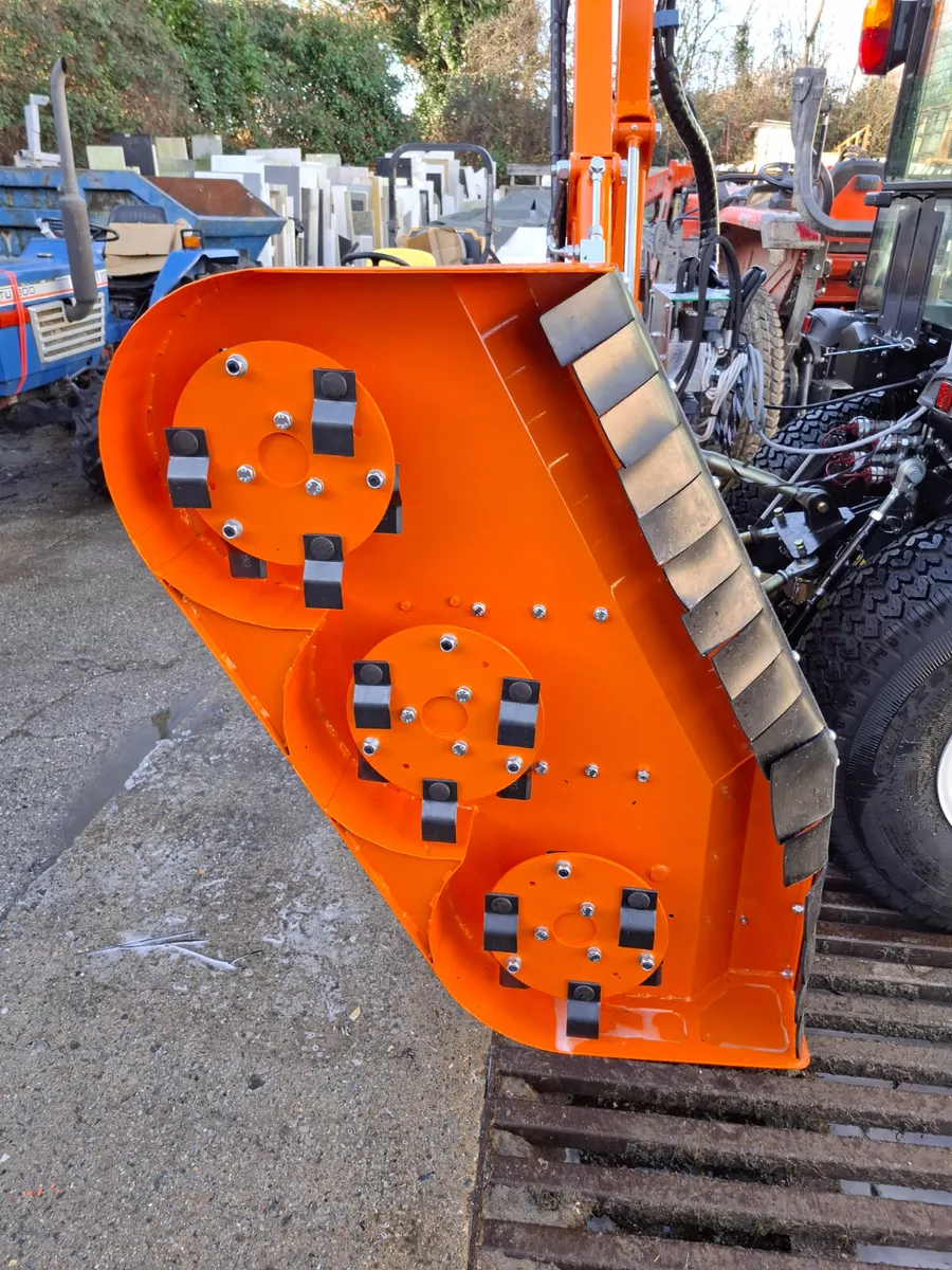 Rinieri BRM-C Rotary Hedge Trimmer - Image 3