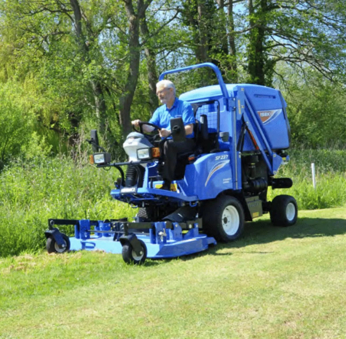 Iseki SF551 Out Front Mower - Image 4