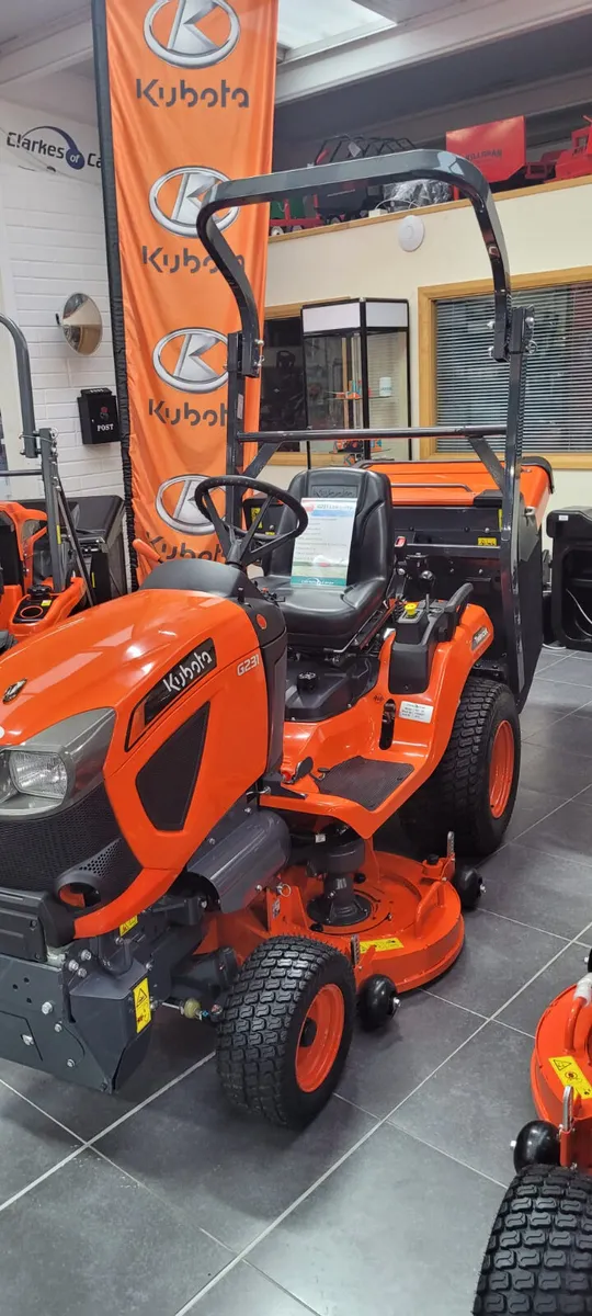New Kubota G231LD Ride-on Lawnmower - Image 4