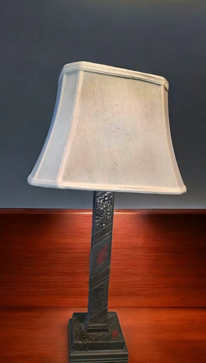 Large Genesis bronze lamp - Image 1