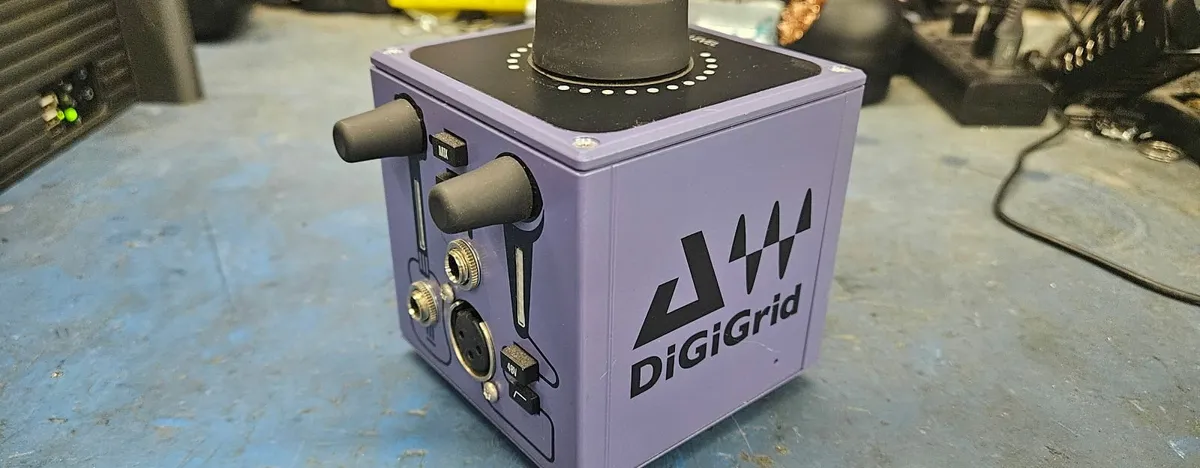 Waves Digigrid M, In/Out Interface - Image 2