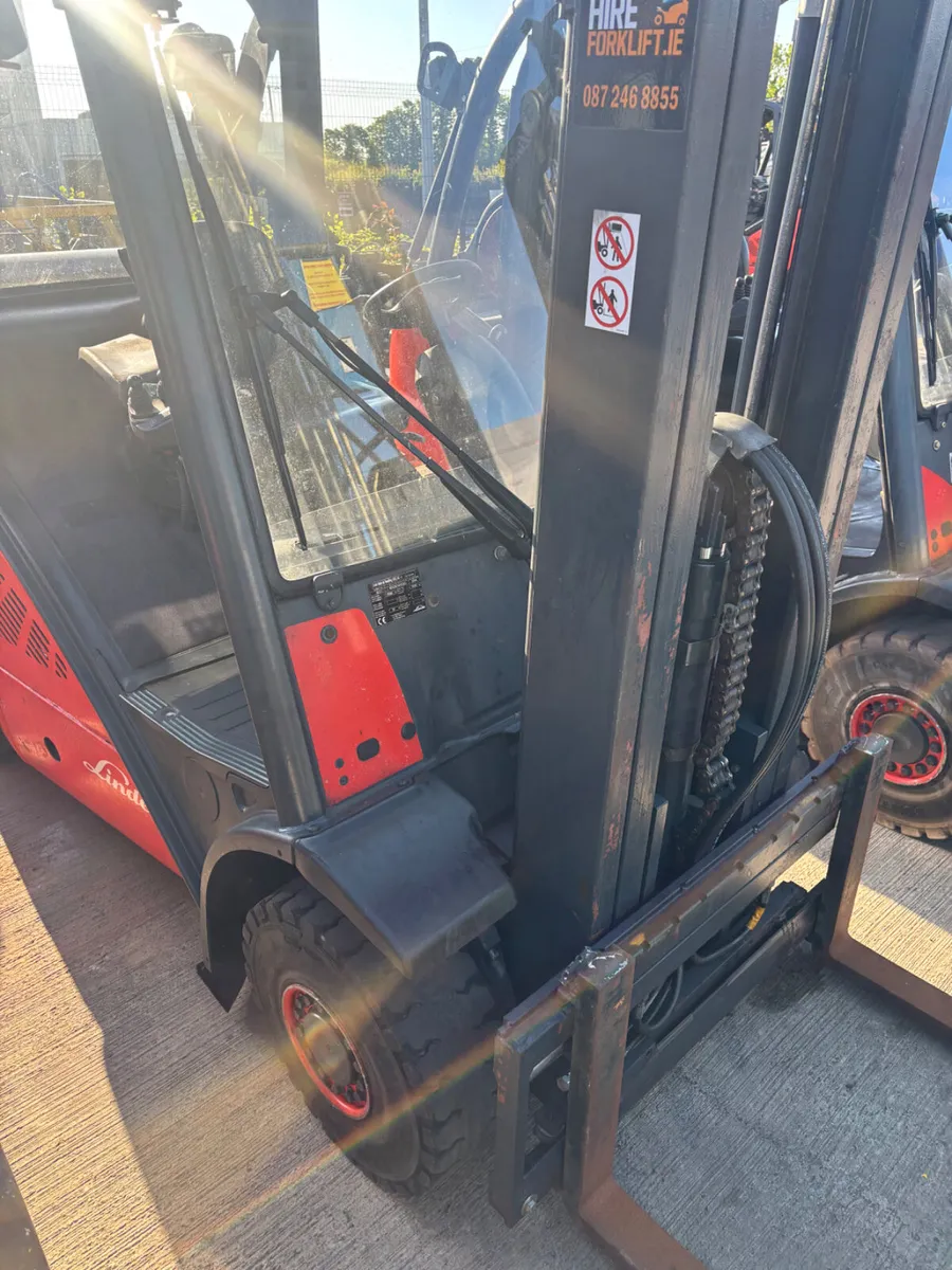 Linde Gas forklifts for sale - Image 3
