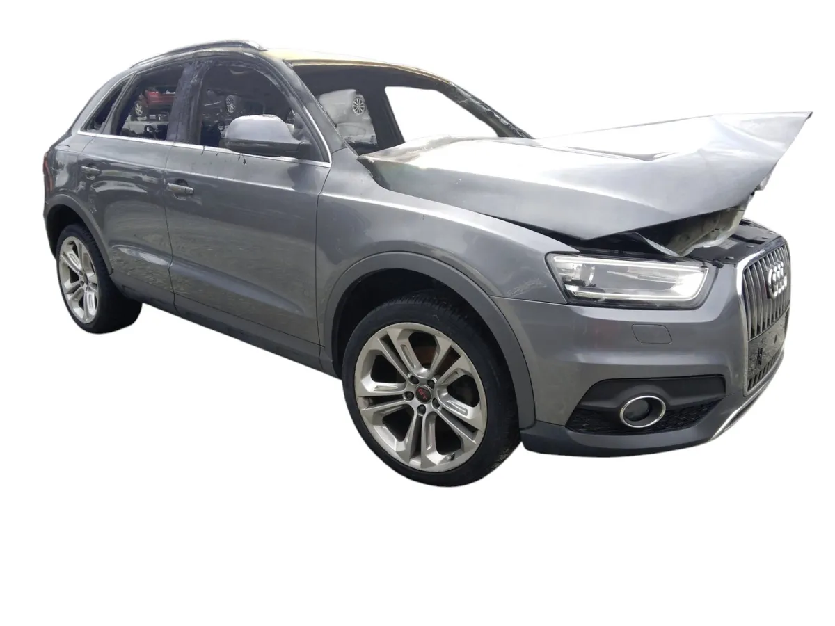 2013 AUDI Q3 For Breaking/Dismantling - Image 1
