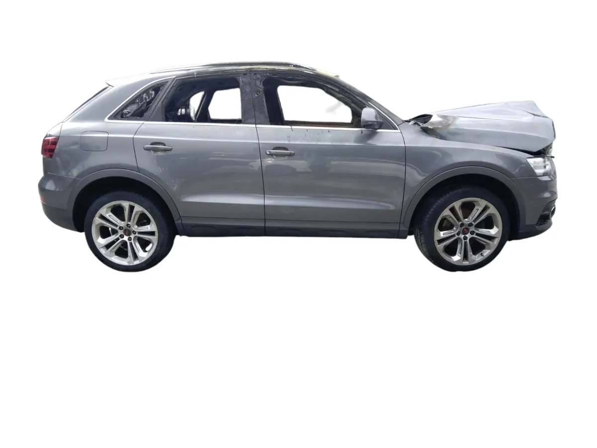 2013 AUDI Q3 For Breaking/Dismantling - Image 2