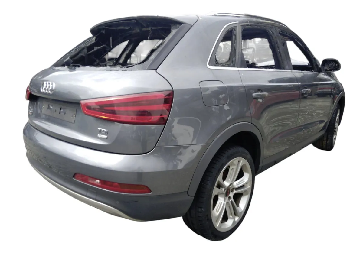 2013 AUDI Q3 For Breaking/Dismantling - Image 3