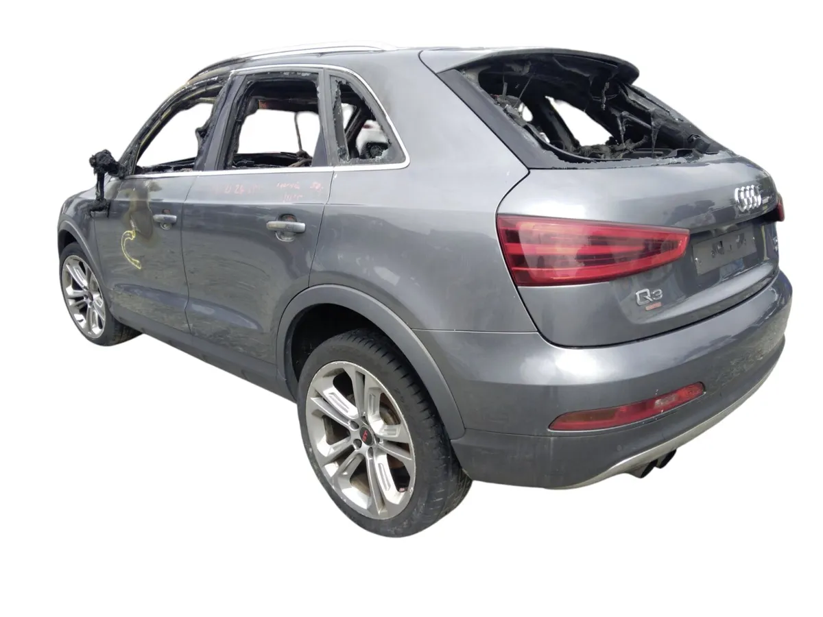 2013 AUDI Q3 For Breaking/Dismantling - Image 4