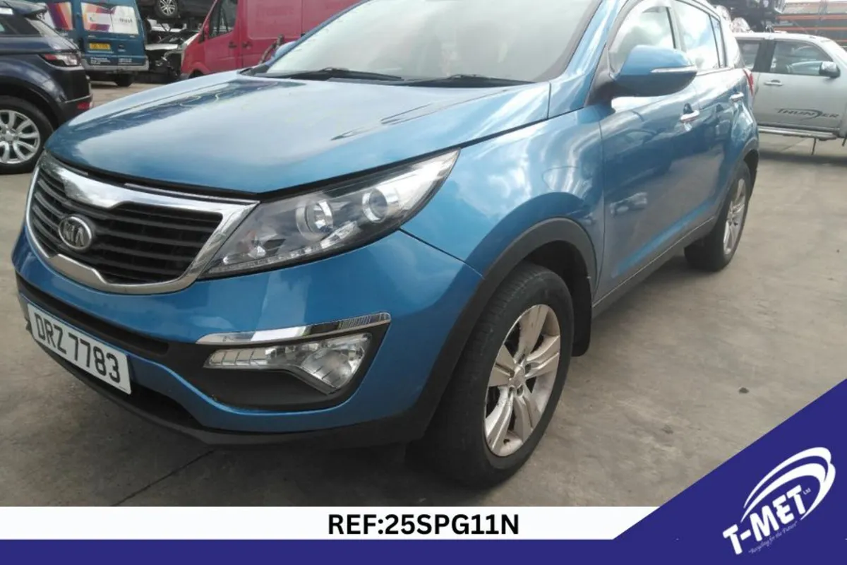 2012 KIA SPORTAGE BREAKING FOR PARTS - Image 2
