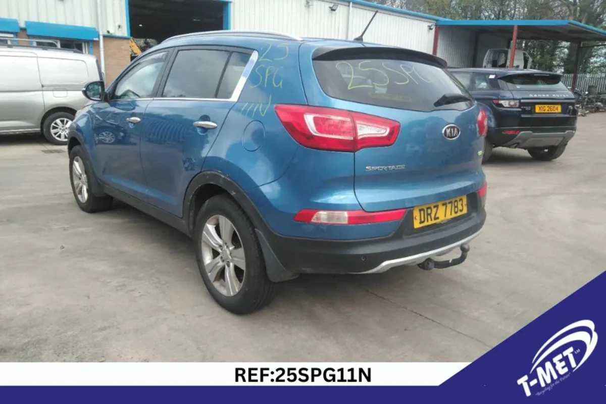 2012 KIA SPORTAGE BREAKING FOR PARTS - Image 3