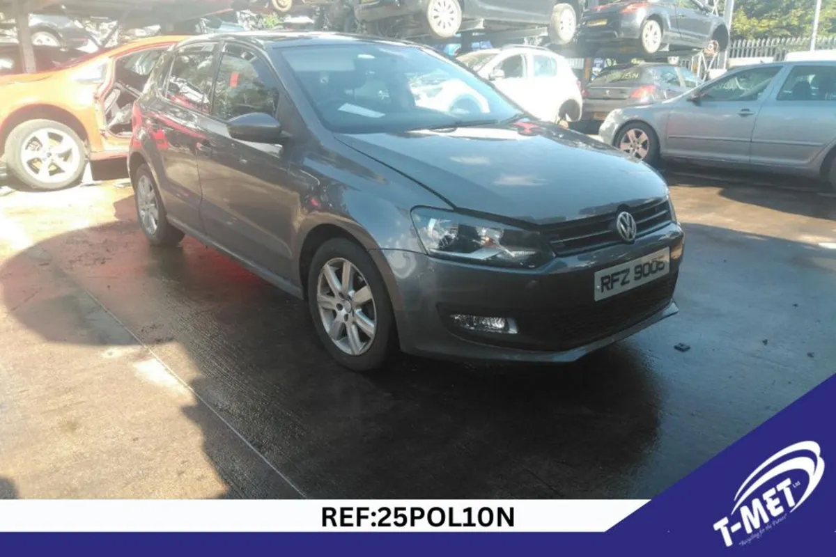 2011 VOLKSWAGEN POLO BREAKING FOR PARTS - Image 1