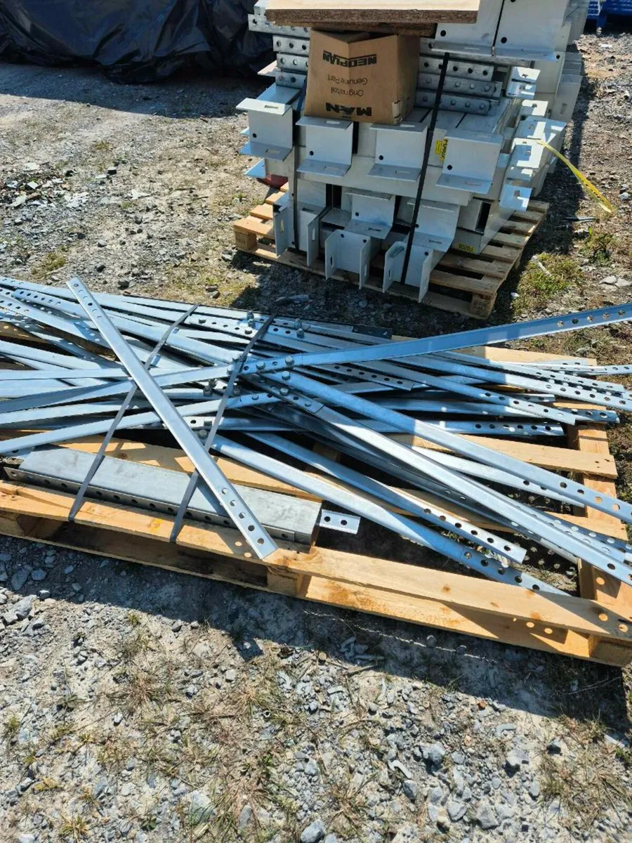 Cantilever racking - Image 4