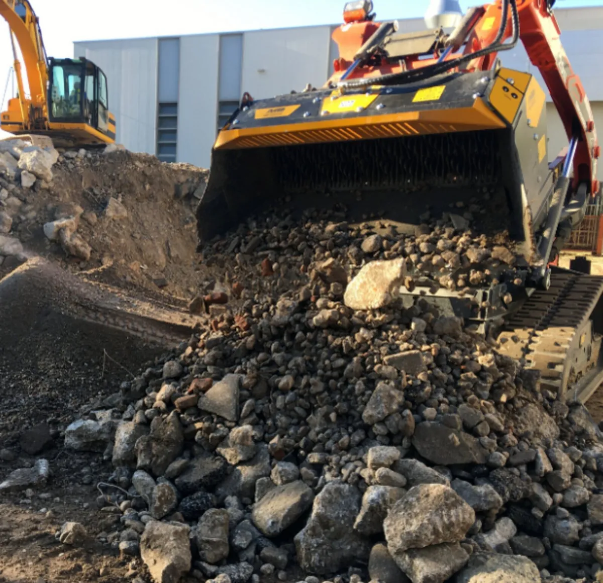 MB HDS220 Shafts screener for excavator, loader - Image 3