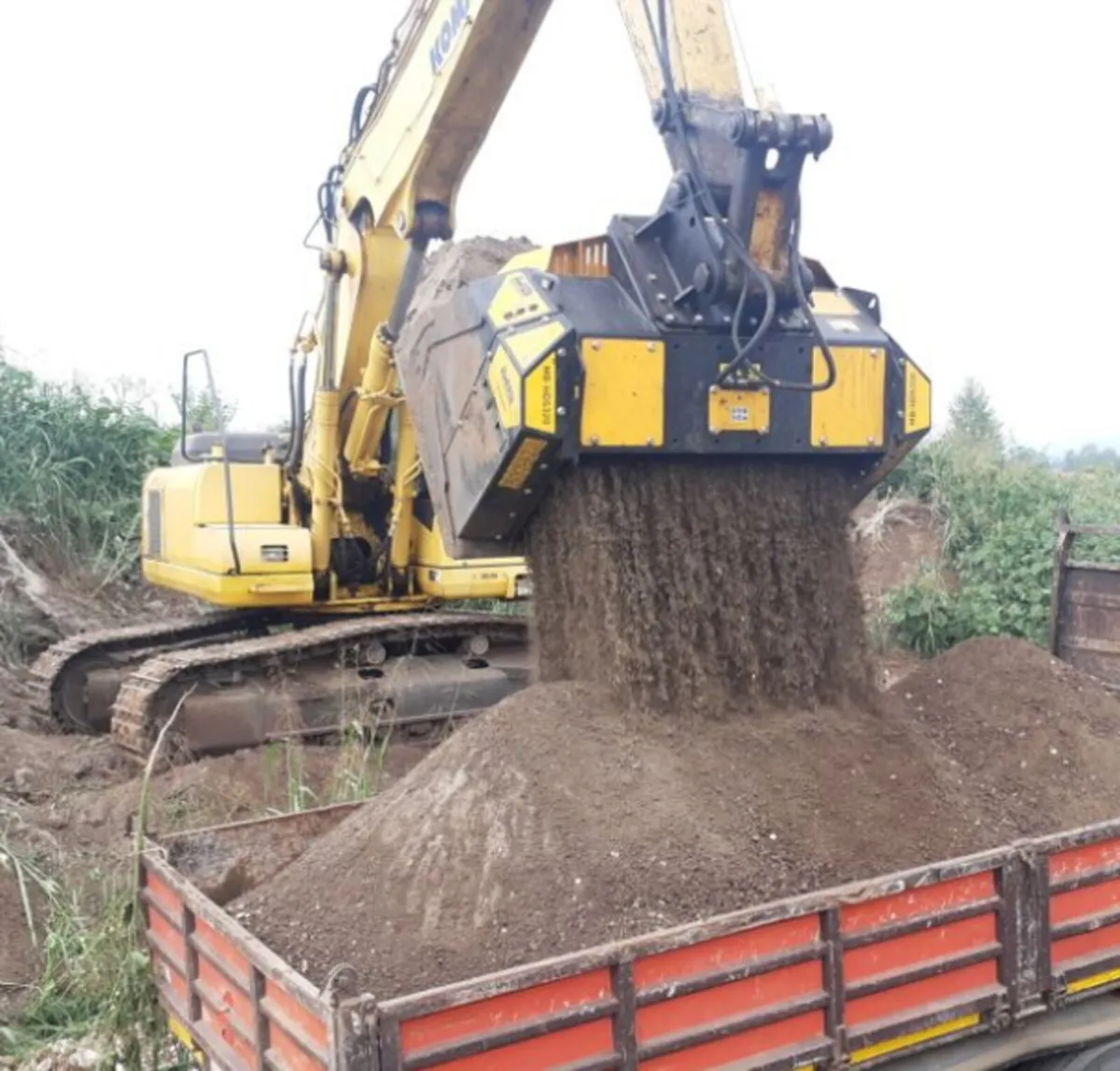 MB HDS320 Shafts screener bucket - Image 1