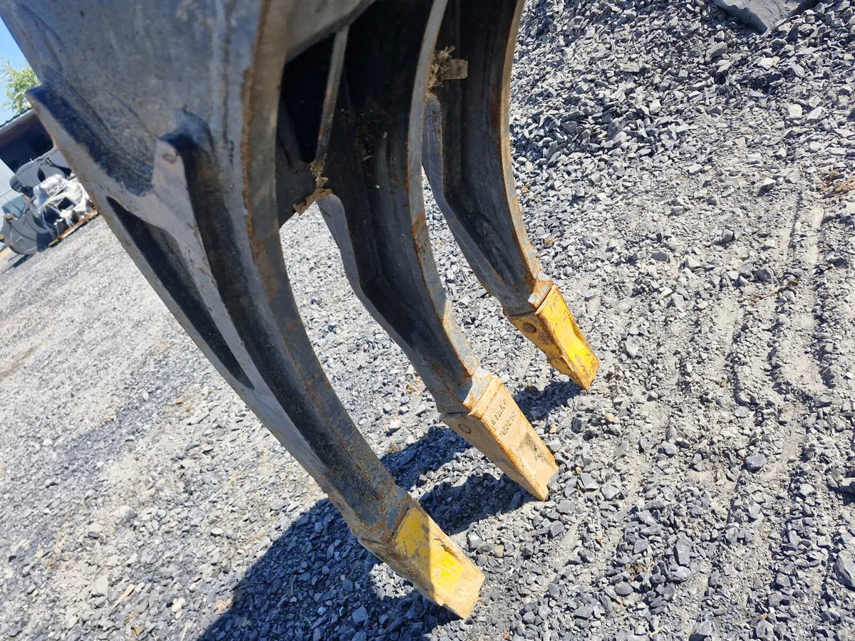 JDE 14T HYDRAULIC ROCK FINGER GRAB (Demo model - Image 2