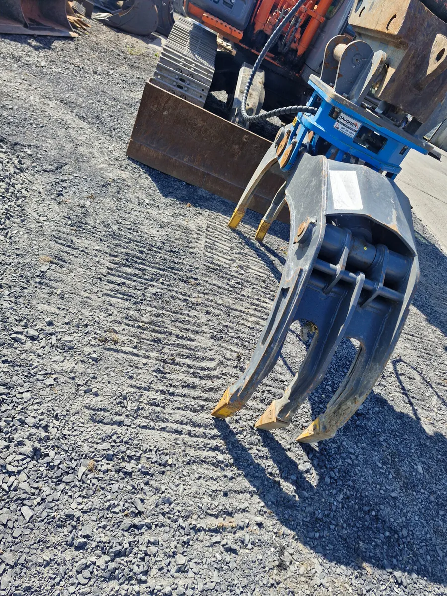 JDE 14T HYDRAULIC ROCK FINGER GRAB (Demo model - Image 4