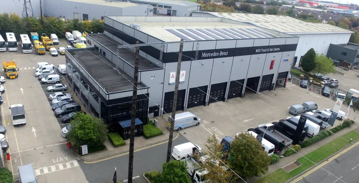 Mercedes Sprinter 18 + Driver, 5 year Warranty - Image 2