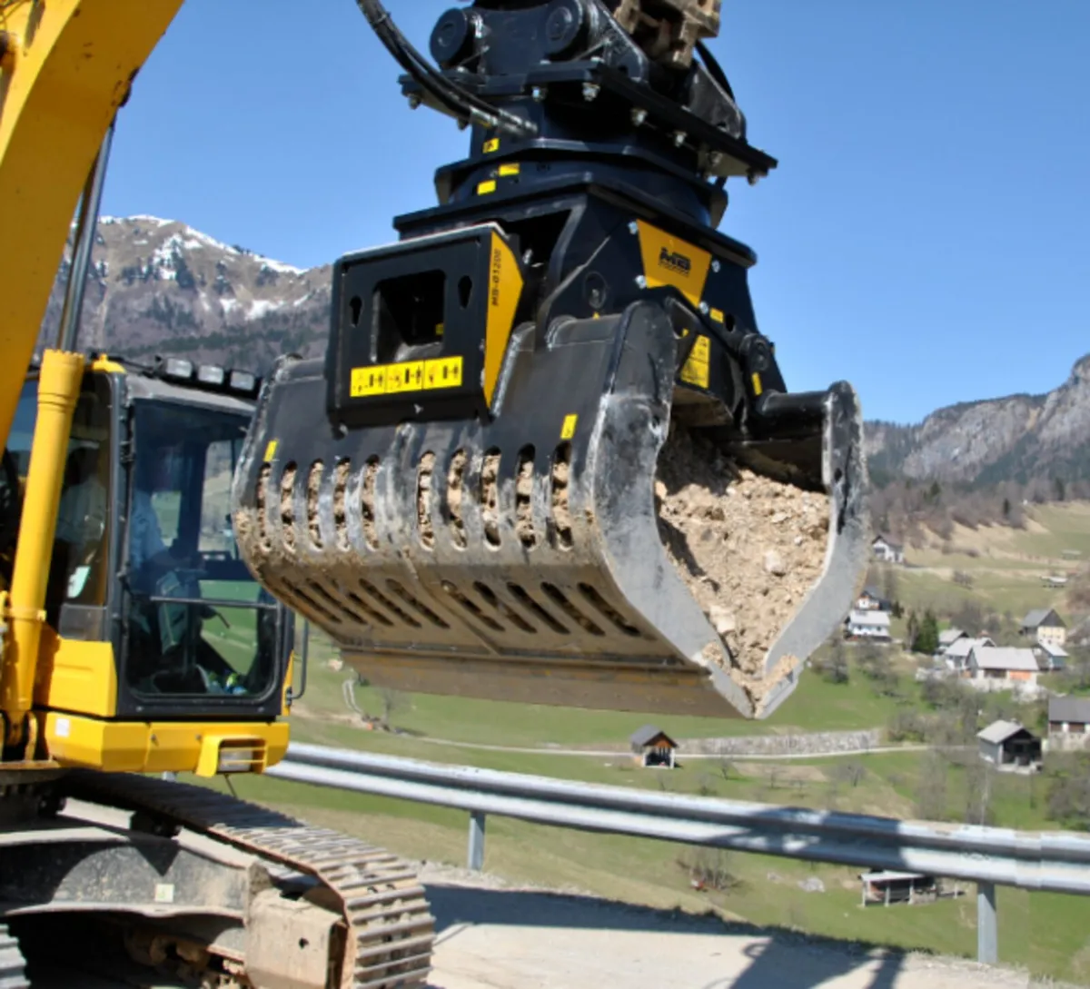 MB G120 Grab for excavators - Image 2