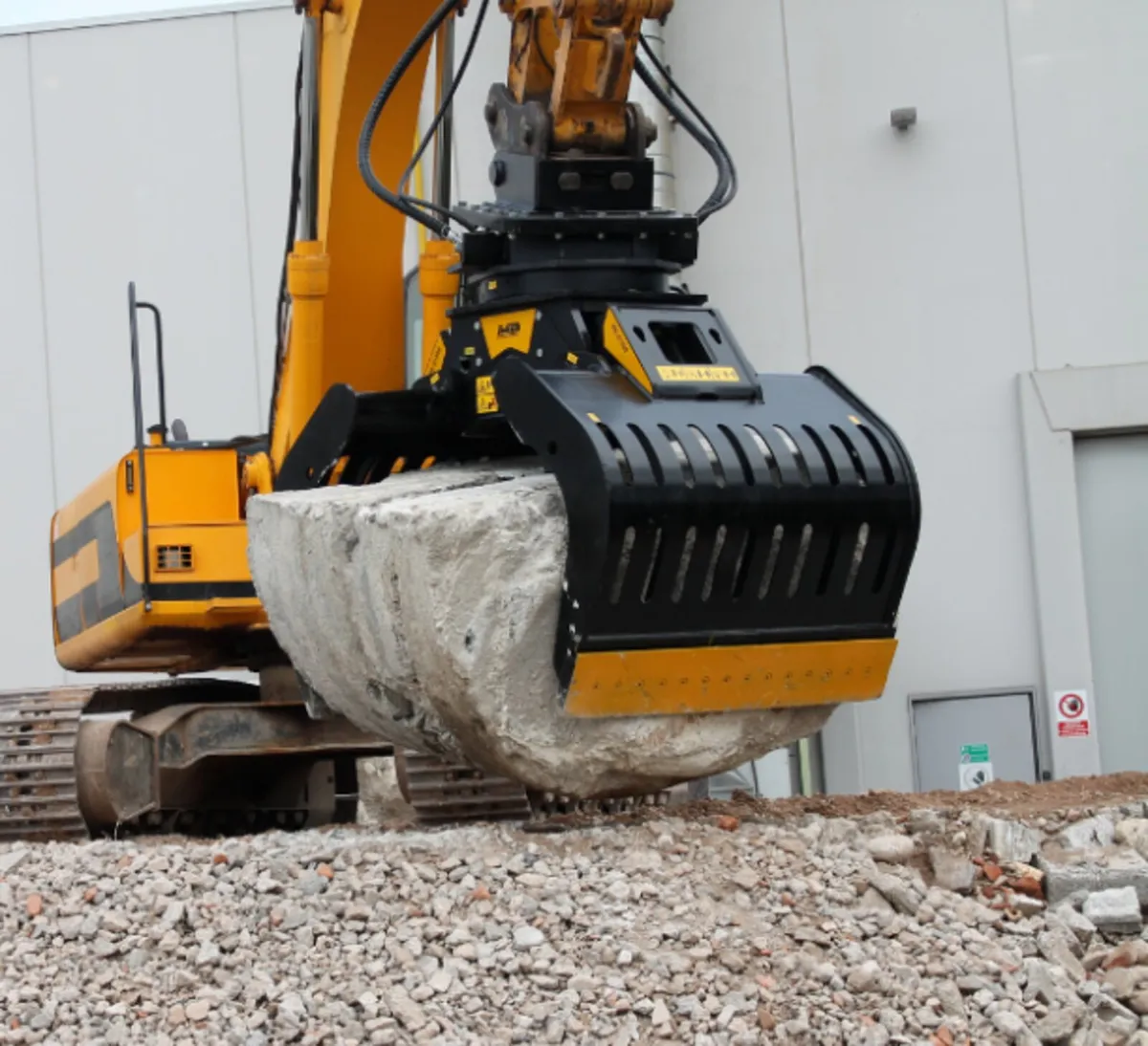 MB G1500 Grab for excavator - Image 2