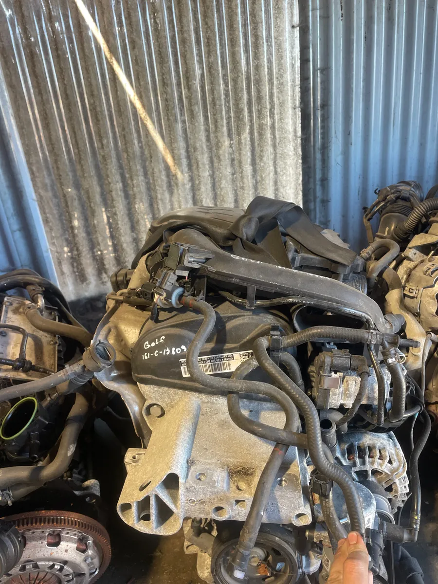161 Volkswagen Golf petrol engine for sale