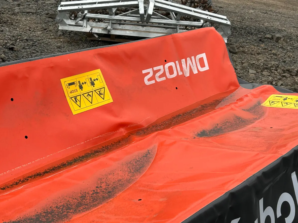 New Kubota DM1022 mower - Image 2