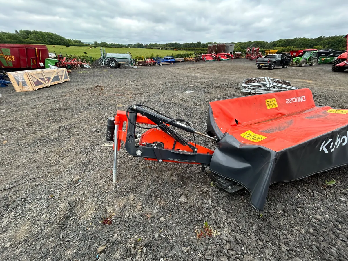 New Kubota DM1022 mower - Image 3