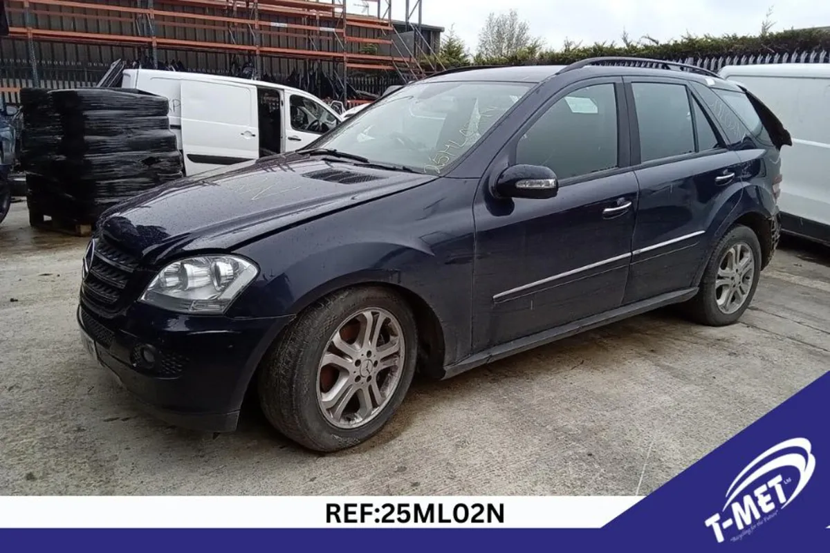 2006 MERCEDES ML BREAKING FOR PARTS - Image 1