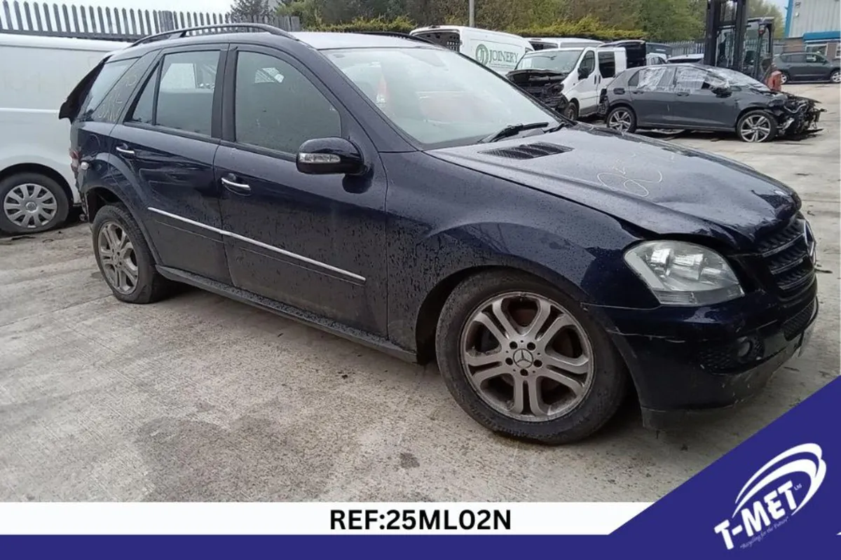 2006 MERCEDES ML BREAKING FOR PARTS - Image 2