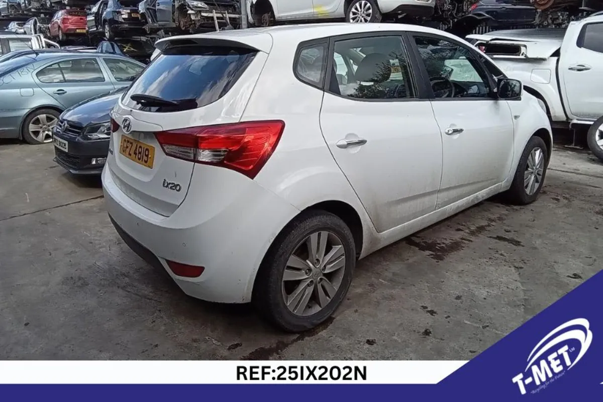 2011 HYUNDAI IX20 BREAKING FOR PARTS - Image 3