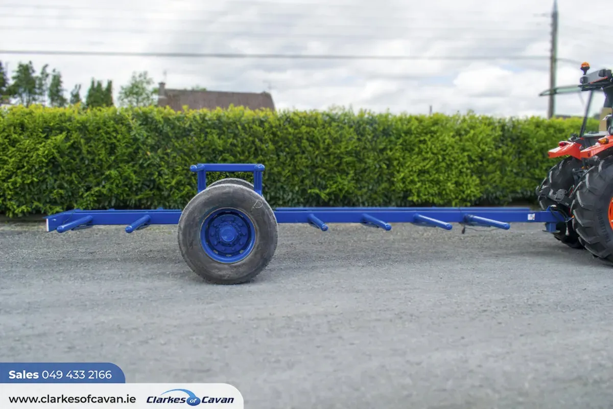 New Dowd Engineering Bale Trailer - Image 3