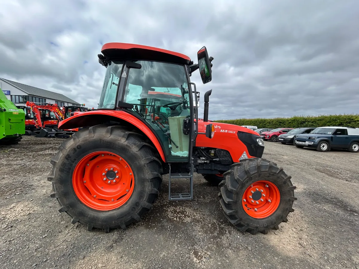 New Kubota M4-063 Tractor - Image 3