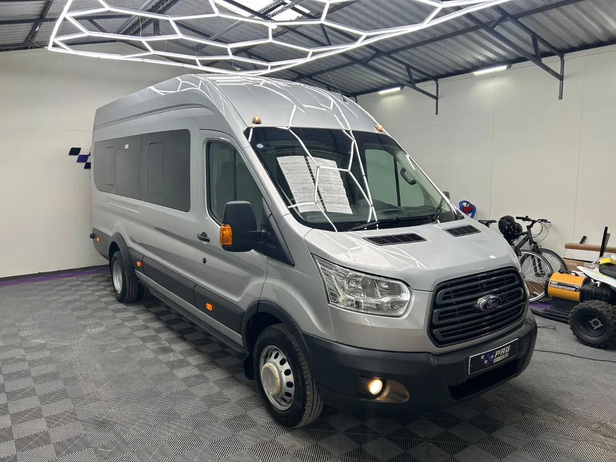 2018 FORD TRANSIT 2.2 460 17 SEATER MINIBUS TREND - Image 2
