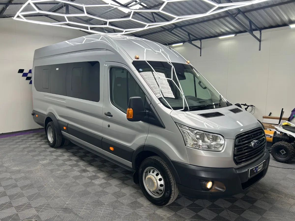 2018 FORD TRANSIT 2.2 460 17 SEATER MINIBUS TREND - Image 1