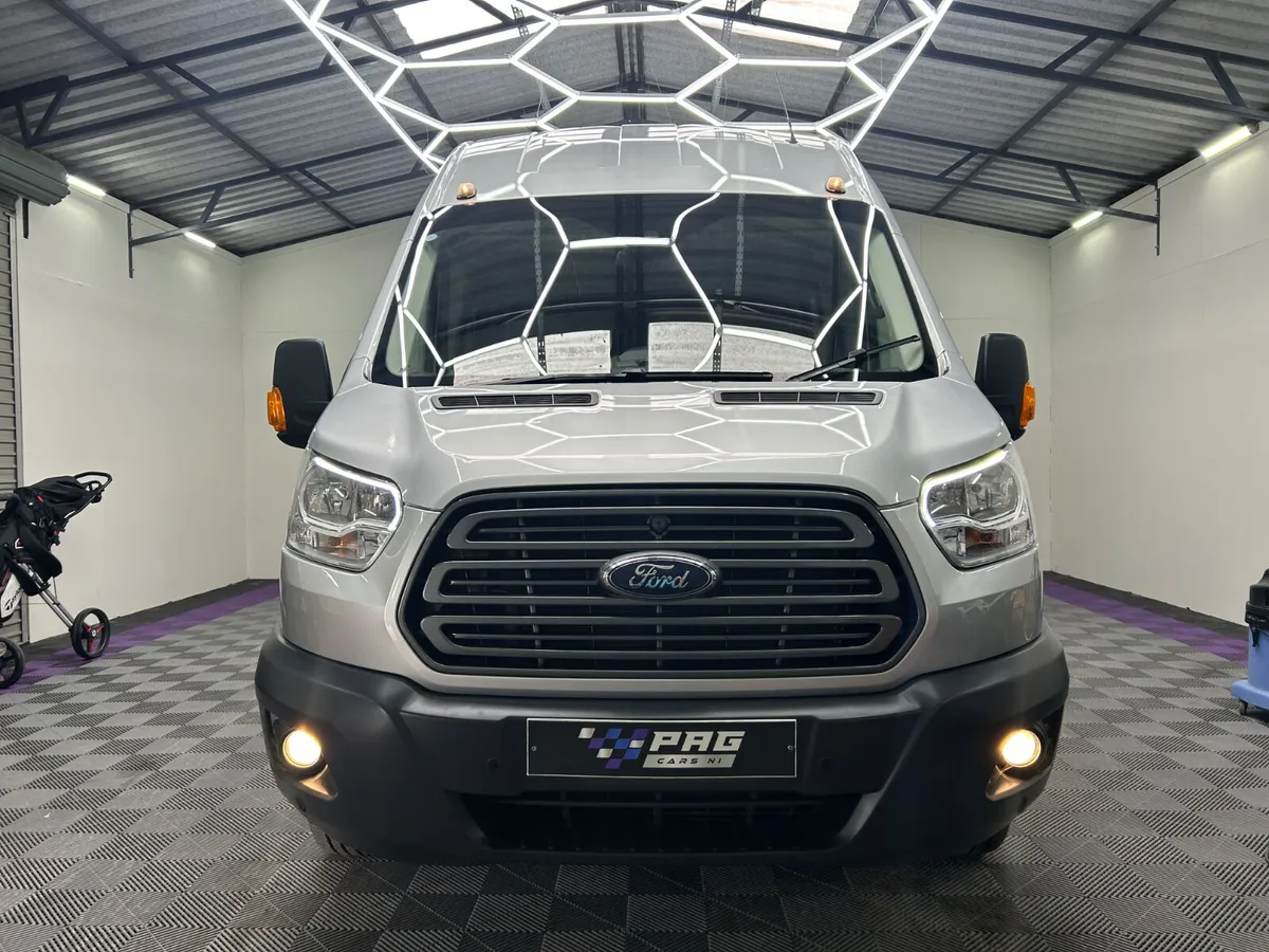 2018 FORD TRANSIT 2.2 460 17 SEATER MINIBUS TREND - Image 4