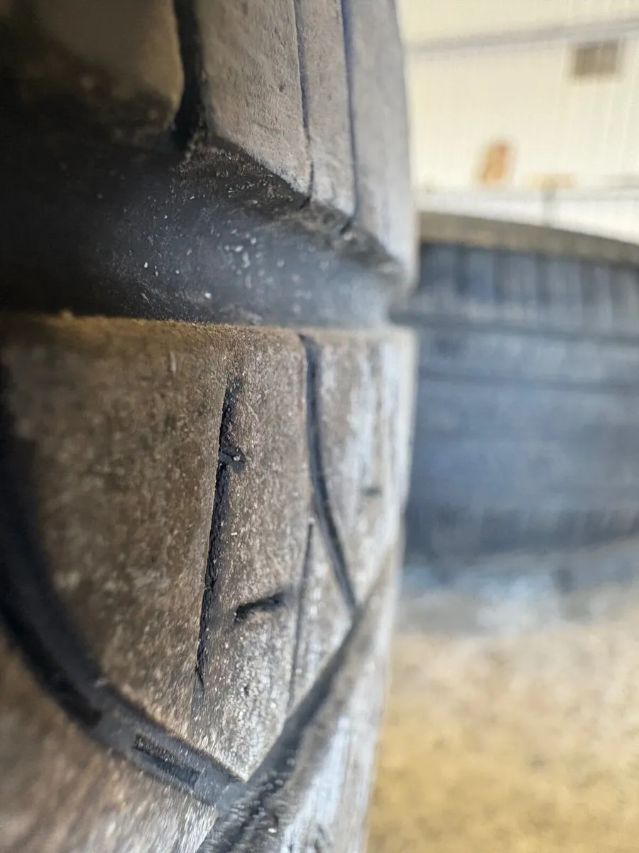 18" Grey Defender Wheels - Image 3