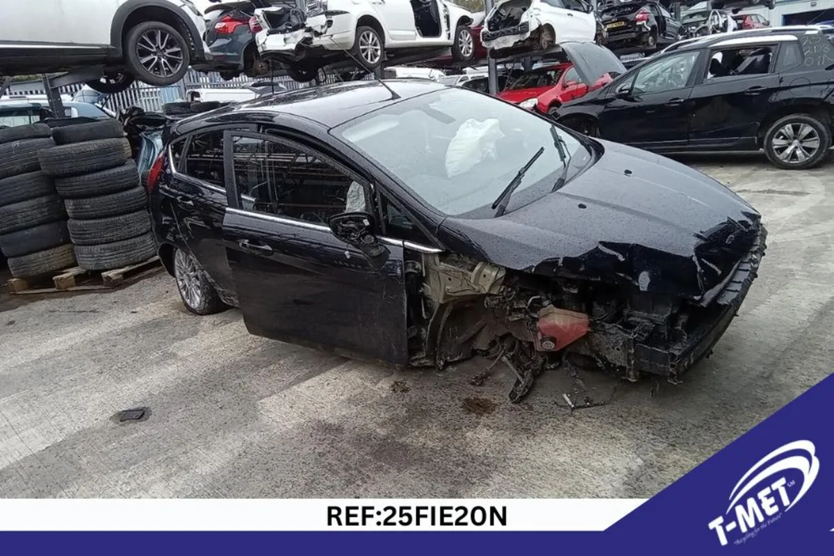 2015 FORD FIESTA BREAKING FOR PARTS - Image 3