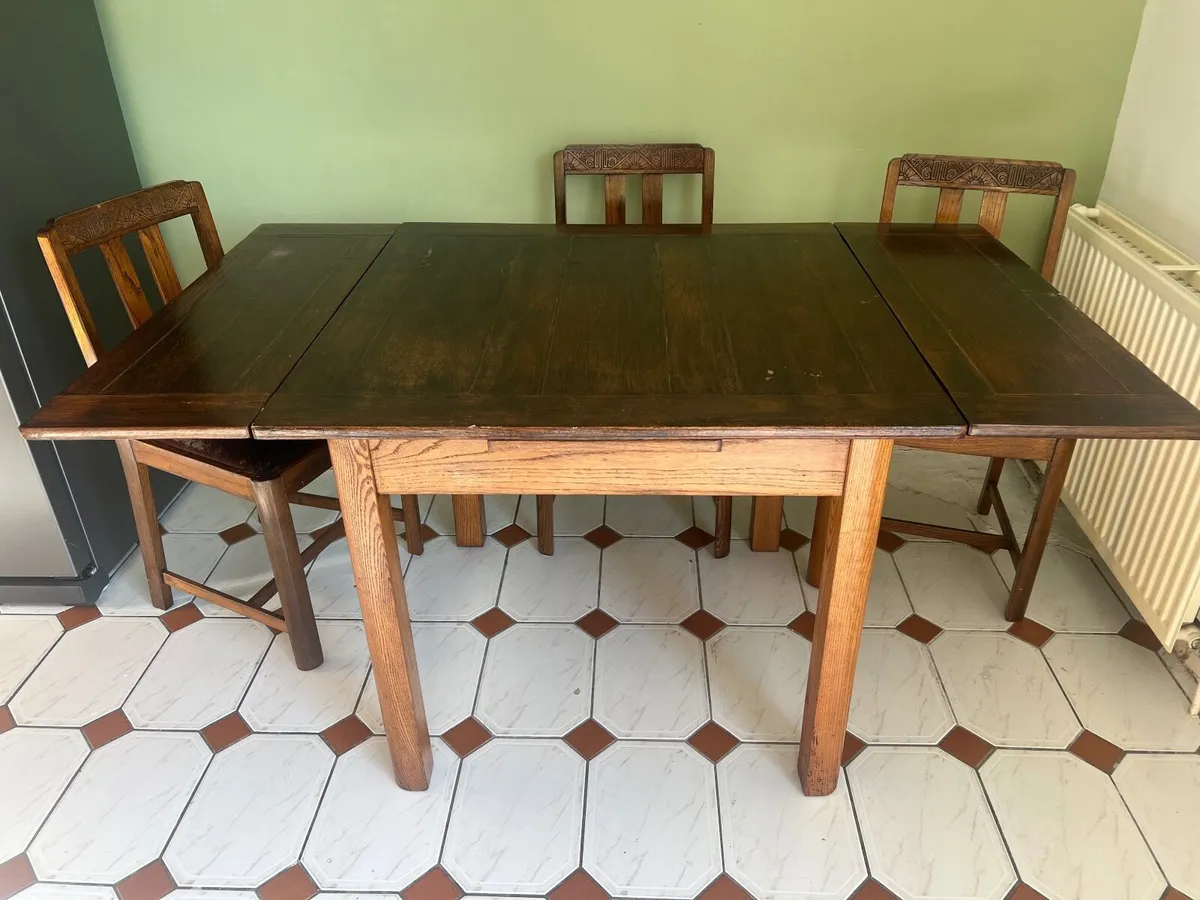 Kitchen dining table and chairs - Image 1