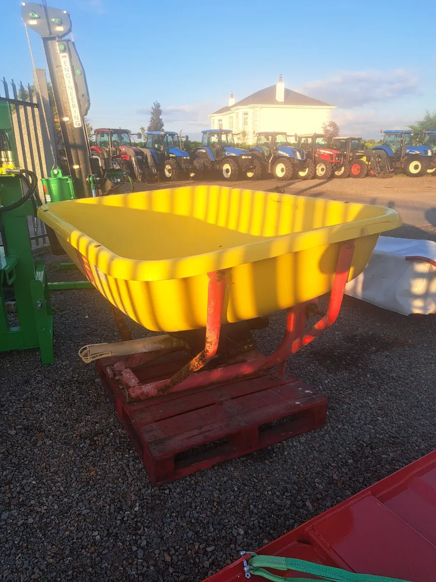 Farm machinery - Image 2