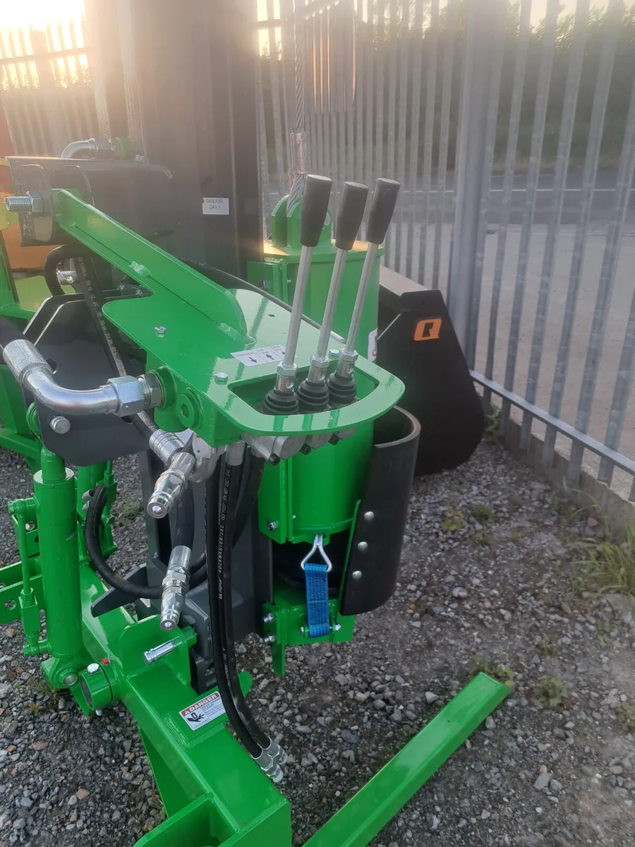 Farm machinery - Image 4